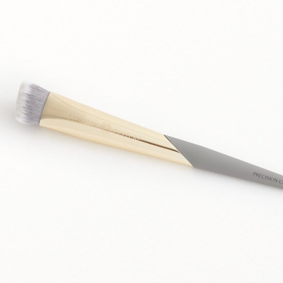 complex culture concealer brush